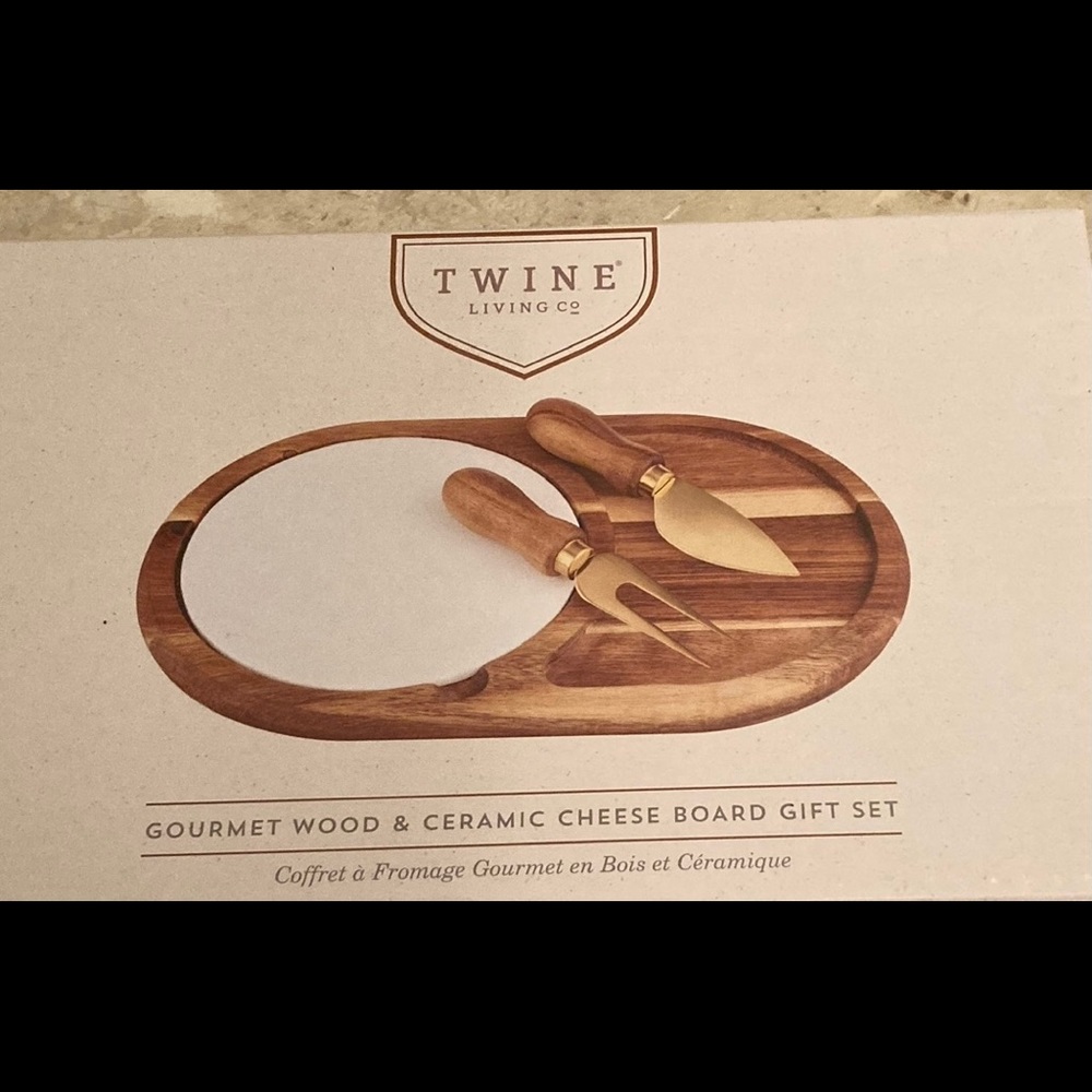 NWT Twine Living Gourmet Wood & Ceramic Cheese Set